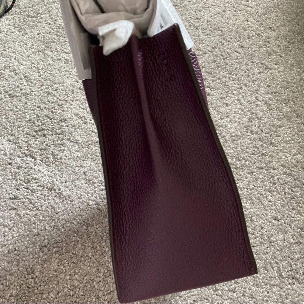 Michael Kors Mercer crossbody bag NWT classic